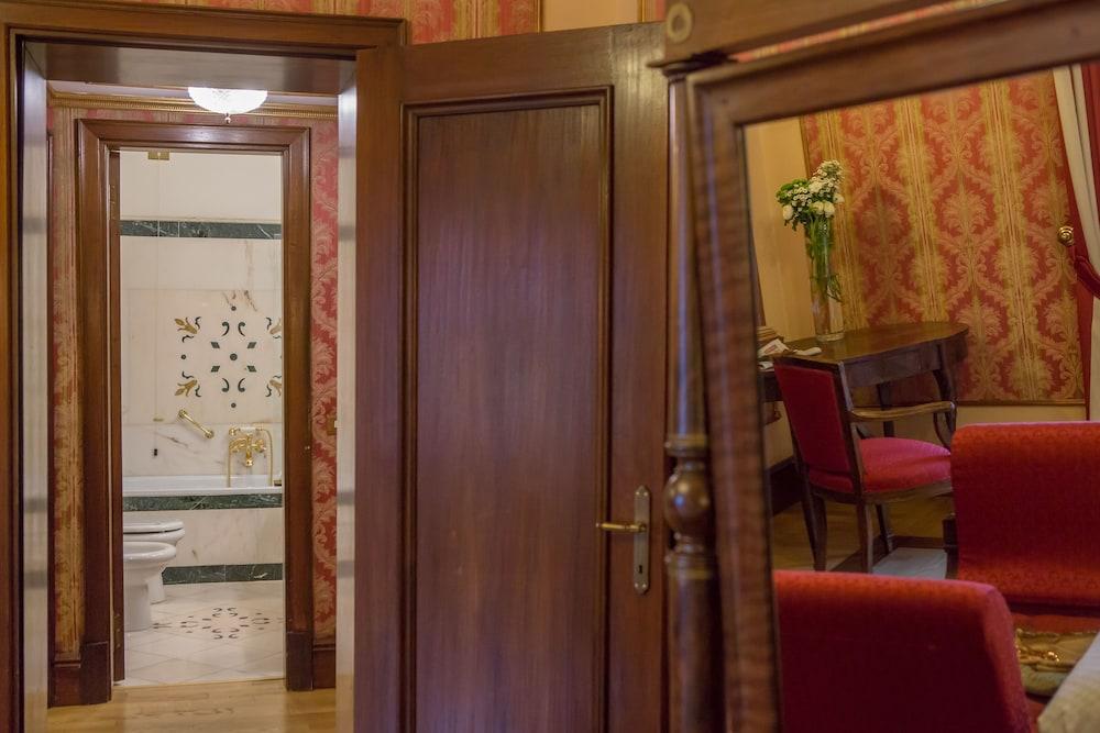 Due Torri Hotel Verona Eksteriør billede
