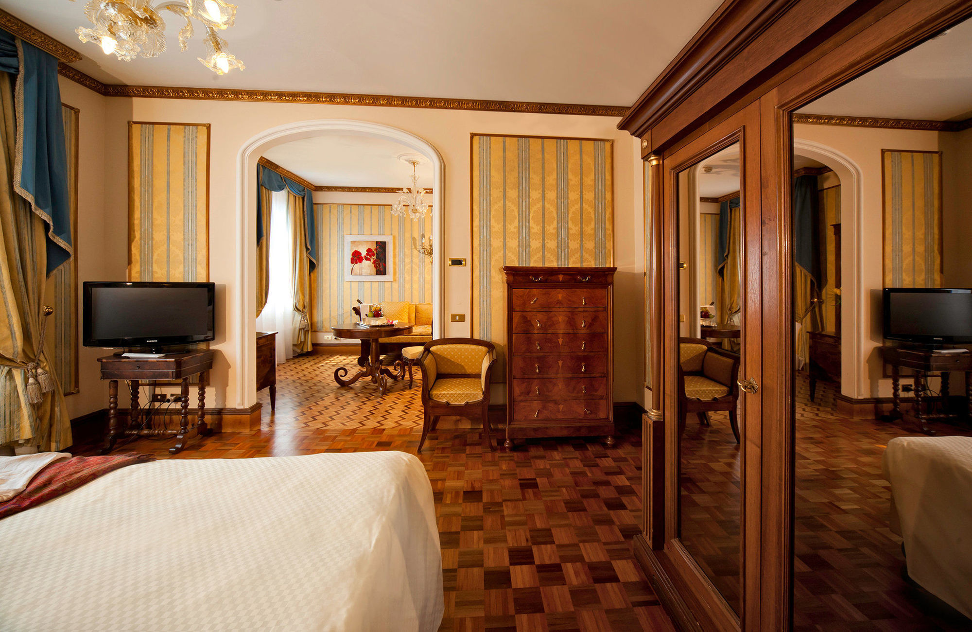 Due Torri Hotel Verona Eksteriør billede