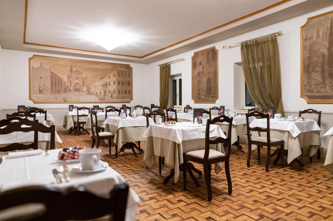 Due Torri Hotel Verona Eksteriør billede